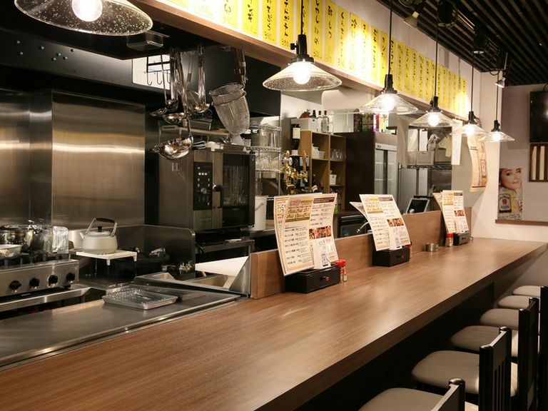 充実した時間を満喫できる、臨場感たっぷりのカウンター席