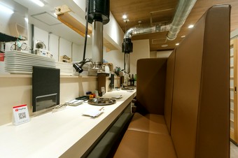 夜中3時までオープン！　あらゆるシーンに対応できる店