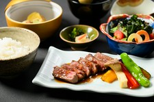 ■■和の温もりで日頃の労をねぎらう、ちょっと贅沢な昼げの時間■■