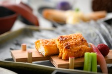 四季の訪れ。自然の恵み。和を味わう、特別会席。 季節ごとに旬の献立でおもてなし。