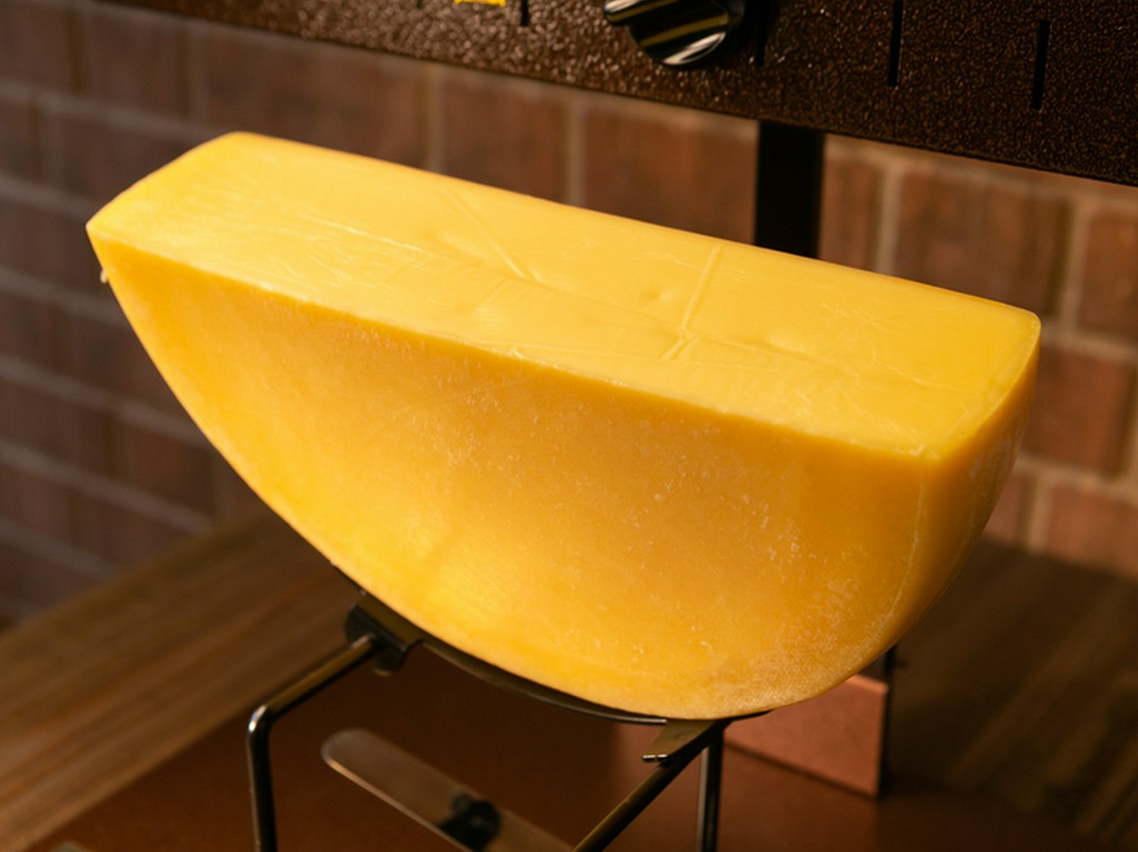 SNS映え抜群。食事の席が盛り上がる『ラクレットチーズ』