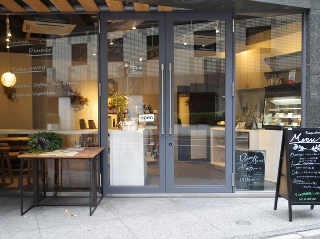 本とレシピがコンセプトの コミュニティダイニング