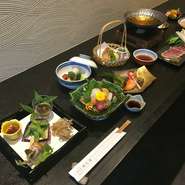 ■水しま自慢の懐石料理（要予約、2名様から）
・前菜5種
・本日の鮮魚3種
・炊合せ
・焼物
・揚物
・季節の小鍋
・ご飯（赤だし、香物）又は茶そば
・水菓子
