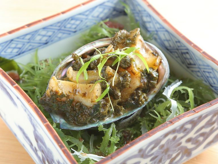 看板メニューの最有力候補『アワビの胆醤油焼き』