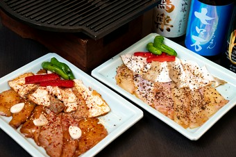 ふぐの食べ方の新たなスタンダード！　 リピーター続出の『焼きふぐ　黒・赤』
