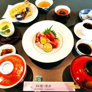お刺身おまかせ盛合わせ、海老と季節野菜の天ぷら盛り合わせ
茶碗蒸し、ごはん、香の物、お吸い物

食後のデザートと珈琲セットはプラス３００円(税込）
