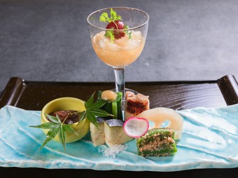 四季折々の野菜をふんだんに取り入れた『前菜』で旬の美食を満喫