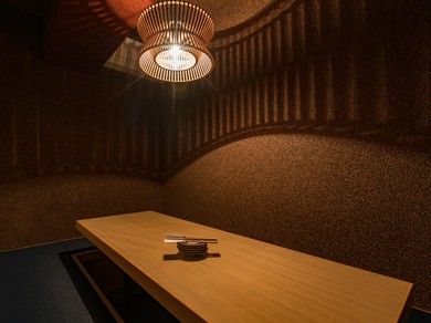 那覇で個室のあるお店 居酒屋 ヒトサラ