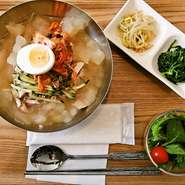 本場韓国冷麺セット（セットはランチでご提供！）