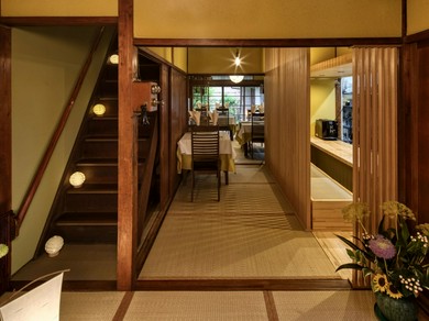 大切な人とのひと時を鮮やかに彩ってくれる一軒