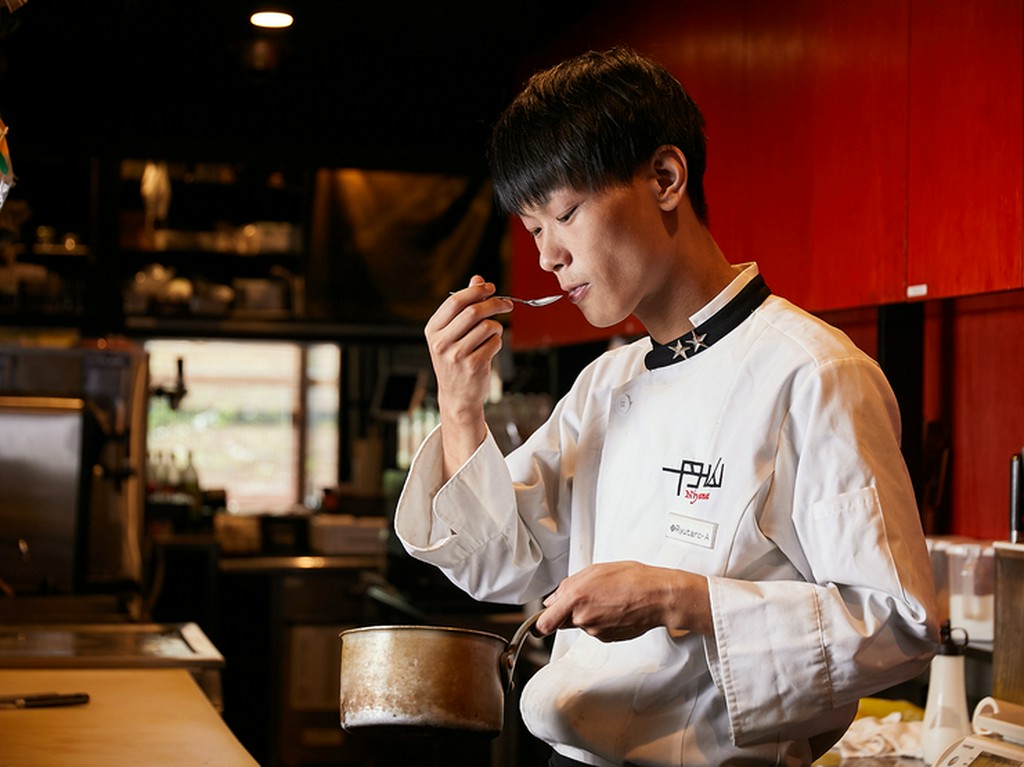 来店者が自分のつくった料理を食べて、笑顔になることが喜び