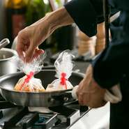 食材一つ一つを意識した調理方を。
素材の良さを感じて、触れて下さい！
