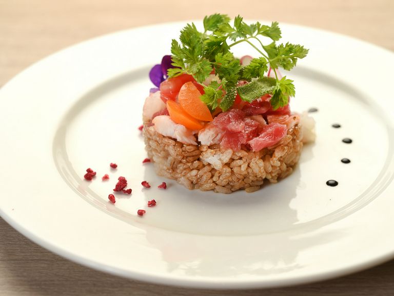 (例)バルサミコ酢で味わうセルクル寿司