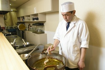 【菊】天ぷら9品のお手軽プラン。少なめでも上質な天ぷらを気軽にお楽しみ下さい。