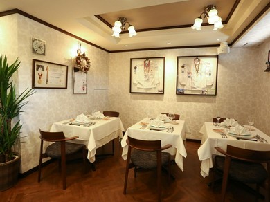洗練された空間で、食事や会話を心ゆくまで堪能