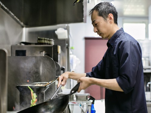 オーナー兼料理人は中華一筋。本格北京料理を提供しています