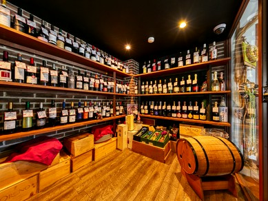 170種類ものワインからセレクトできる今日の一本