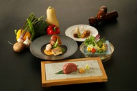 オマールテールにお魚・お肉とお楽しみ頂ける贅沢なランチ