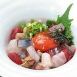 たっぷりの野菜と魚介を炒めました！さっぱりポン酢でどうぞ！