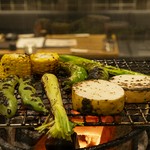 万願寺、長芋、しいたけ、アスパラ、そら豆、ナスなど
季節の野菜を選んでご注文ください。各種530円～