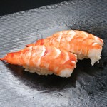 定番逸品。甘みがあり赤酢のシャリと良く合います。