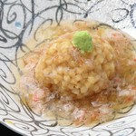 蓮根の中には海老と穴子が入ってます。優しいだしの蟹あんかけがほっこりします。