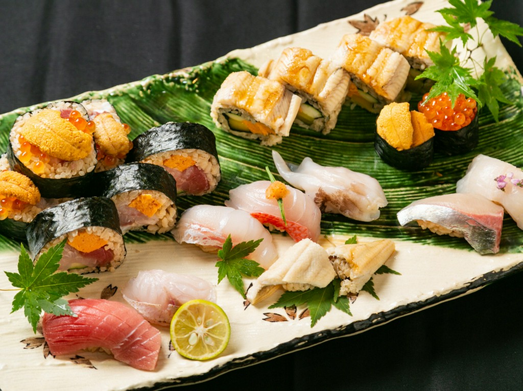 美しく新鮮な海の幸を存分に堪能できるお店です