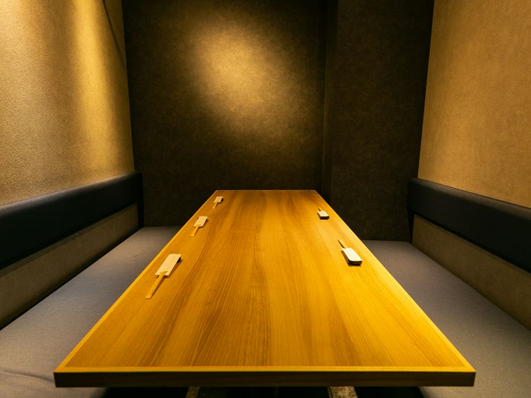 プライベートに過ごせる完全個室