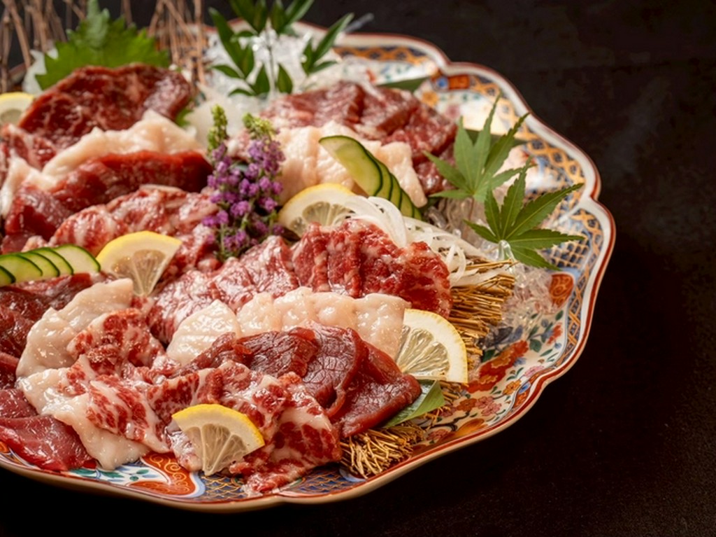 [おすすめ]馬刺し3種盛り合わせ