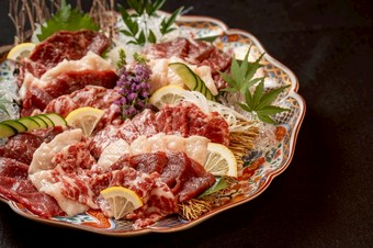 [おすすめ]馬刺し3種盛り合わせ