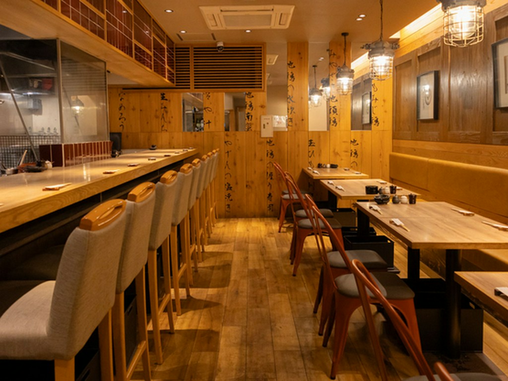 木を基調とした落ち着いた雰囲気