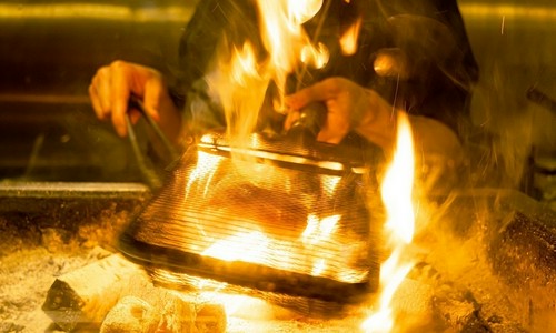 日々真摯に料理と向き合う