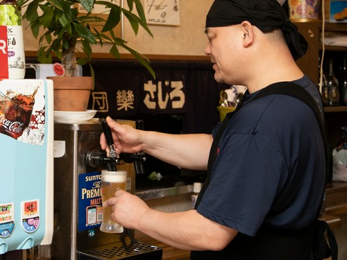 気の良い店主が切り盛り