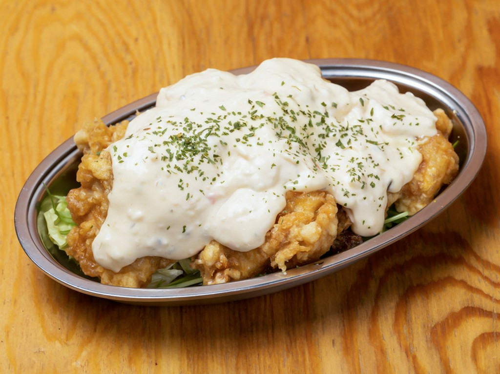 ジューシーで濃厚な味『チキン南蛮』