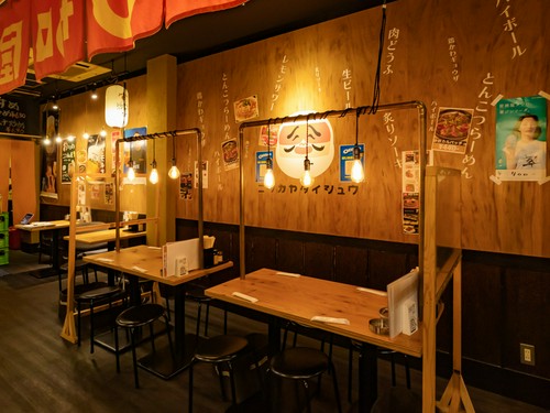 韓国屋台を思わせる大衆居酒屋