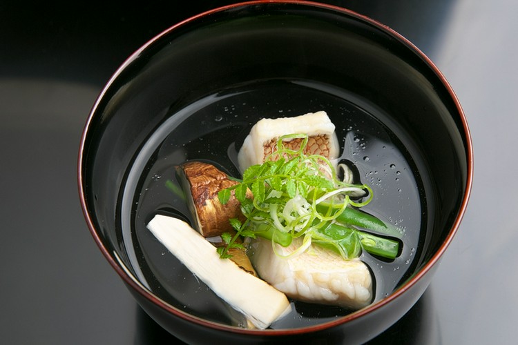 割烹 松由 香林坊/片町/日本料理・懐石・会席 ネット予約可 | ヒトサラ
