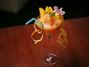 季節のフルーツカクテル