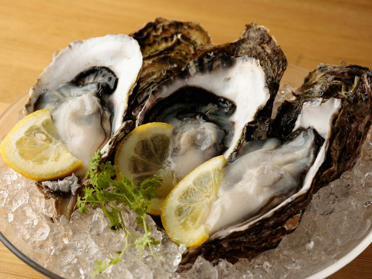 確かな目利きで選び抜かれた新鮮な牡蠣を、さまざまな料理で堪能