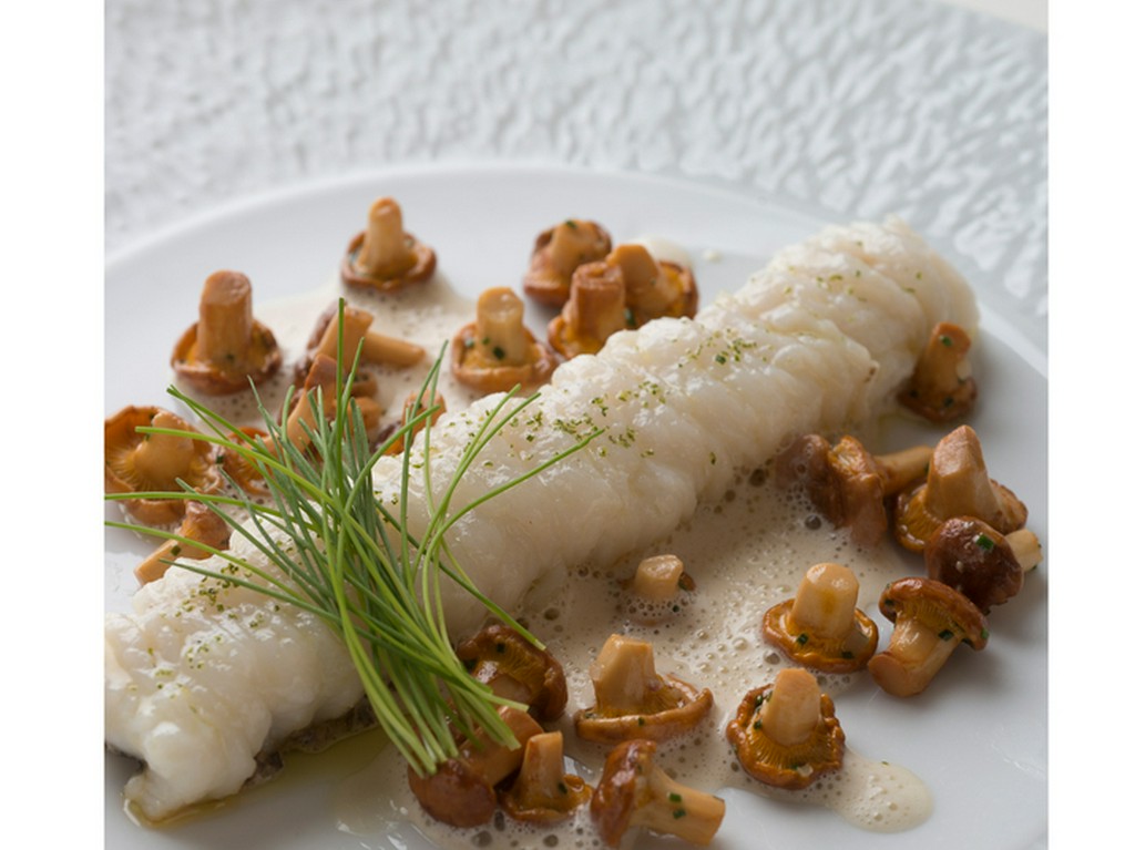 日本の食材が洗練のフレンチに『鱧とジロール　すだち』