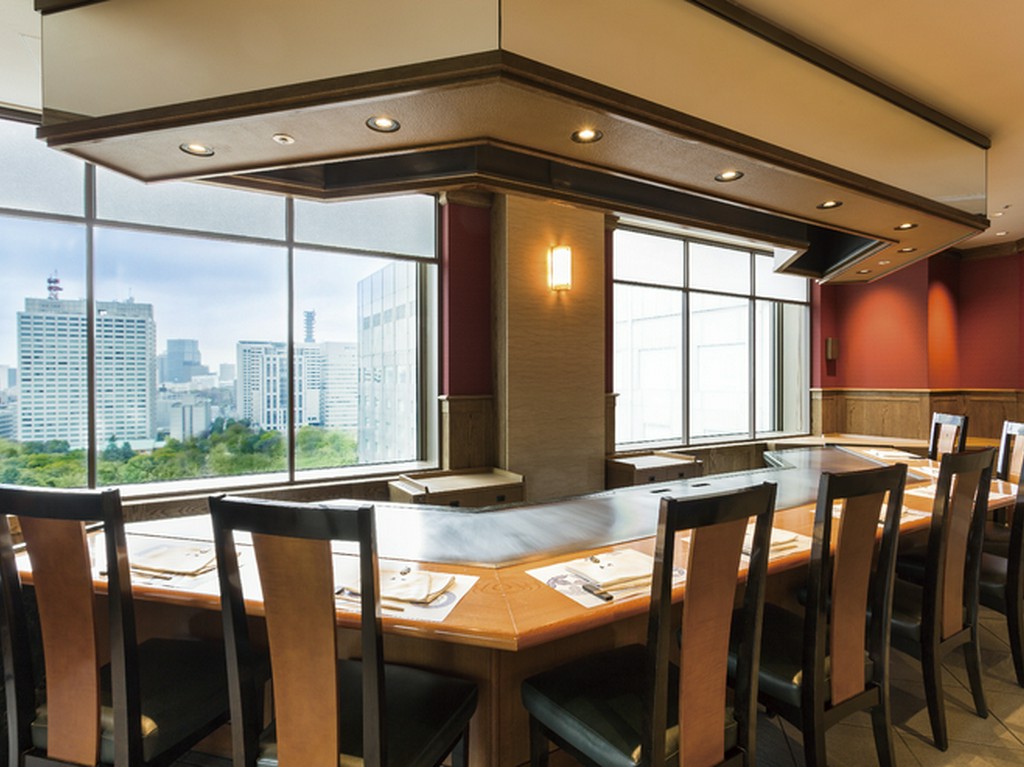 和食と洋食の出会いと融合をテーマにした鉄板焼をご堪能下さい。