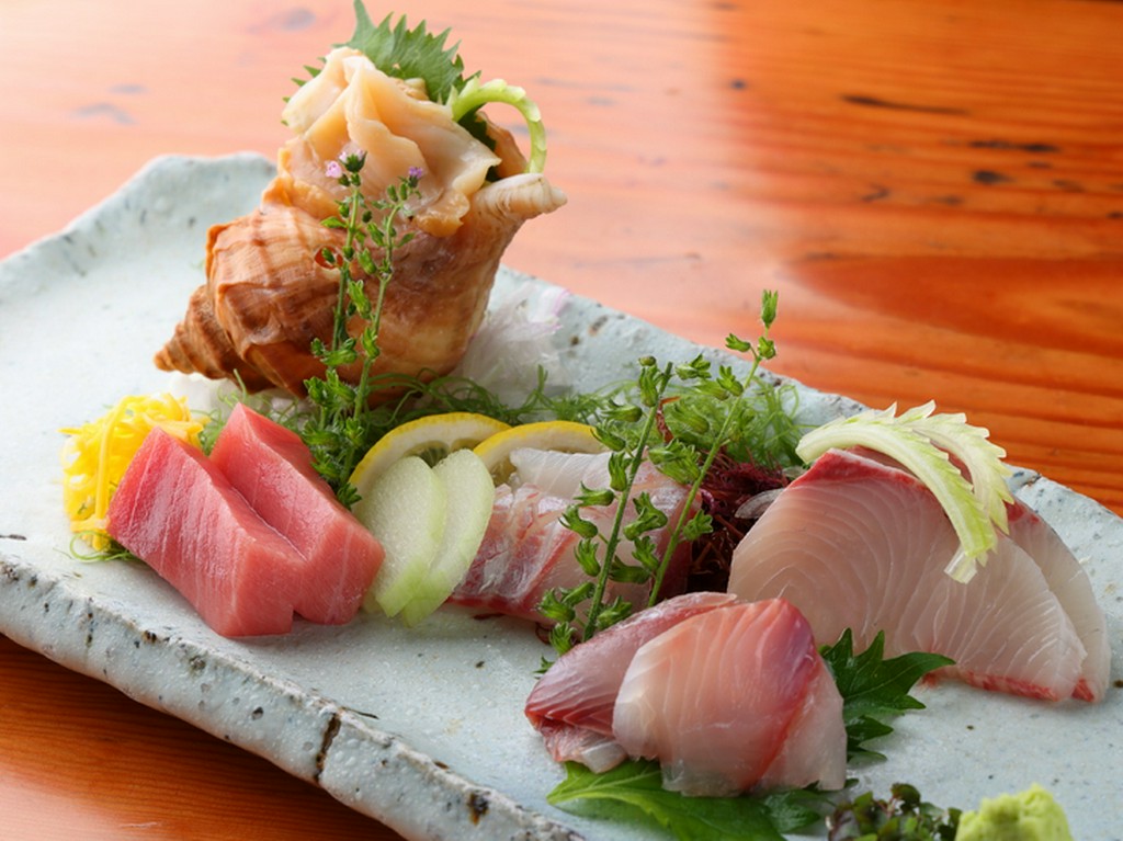 四国から直送！新鮮な『お造り盛り合わせ』
