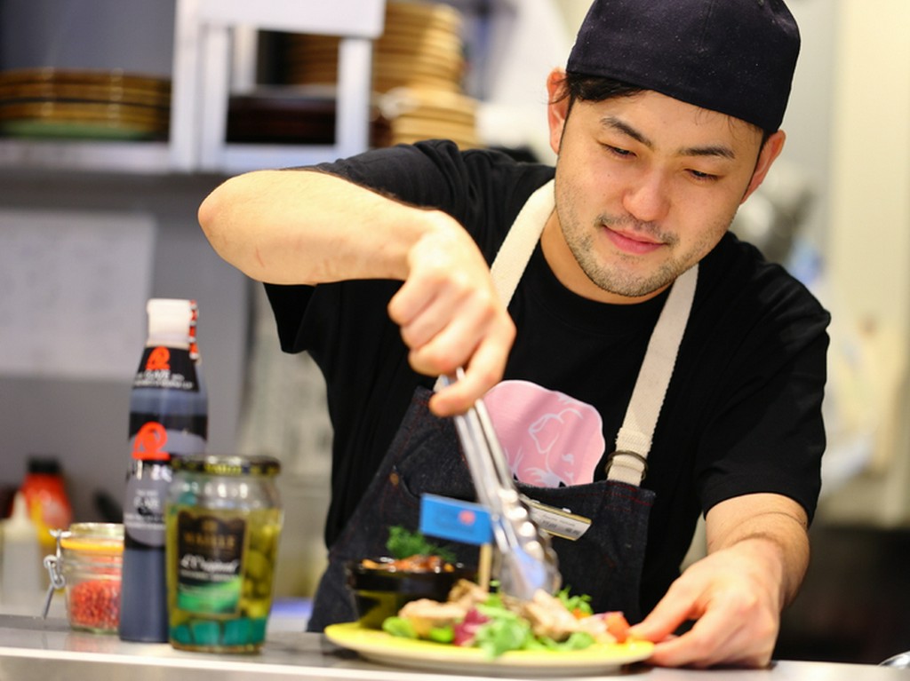 一言ひとこと心を込めて、フレンドリーにおもてなし