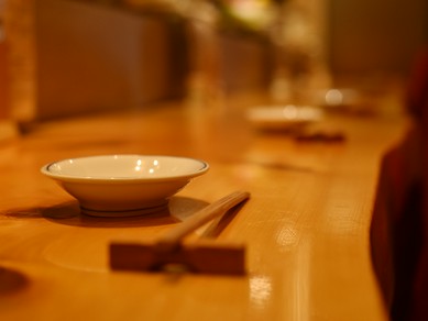 洗練された空間で、食事や会話を心ゆくまで堪能