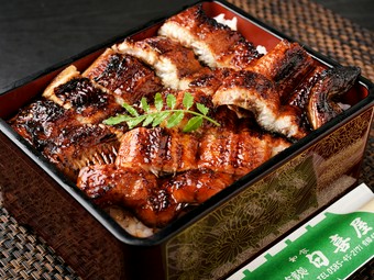 肉厚で芳醇な味わいのうなぎが、口の中に幸せを届ける『うな重　上』