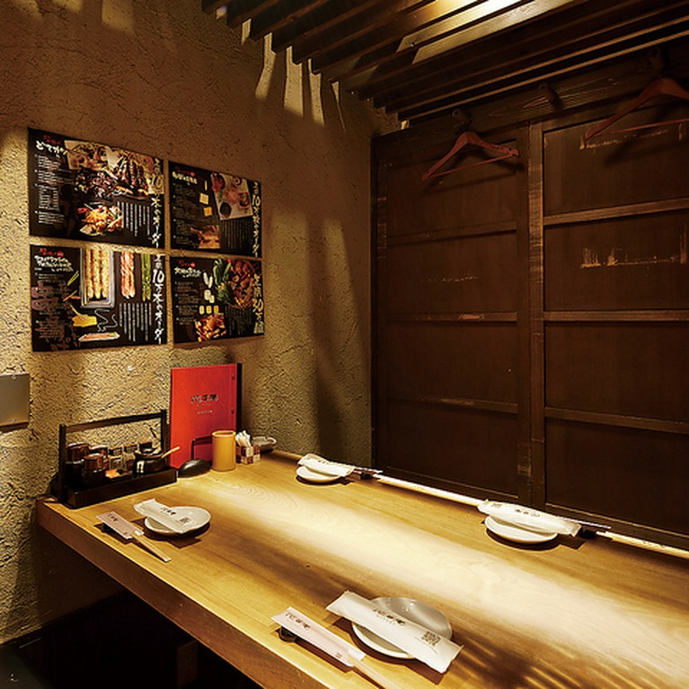 ゆったりくつろげる掘りごたつ個室