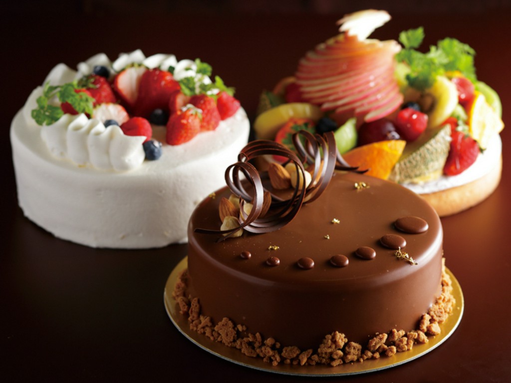 【パティスリー】1944円からお楽しみいただける自慢のホールケーキ