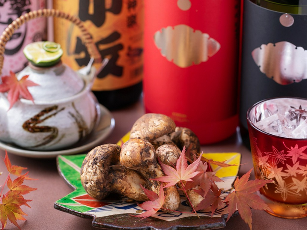 『松茸の土瓶蒸し』日本酒とともに