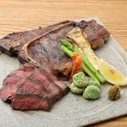 肉のおいしさをシンプルに楽しめる『炭火焼きステーキ（Tボーン＆ヒレ）』