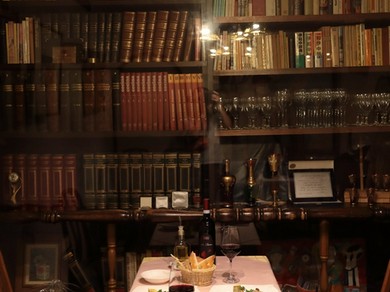 カジュアルな接待、親睦を深めたい会食の席にふさわしい半個室