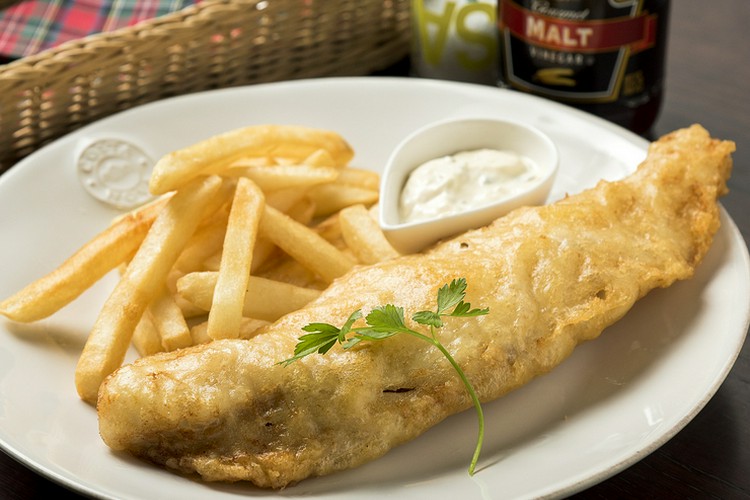  フィッシュ＆チップス のピーズ　英国限定発売　ピンバッジ付き フィッシュ＆チップス のピーズ 英国限定発売 ピンバッジ付き